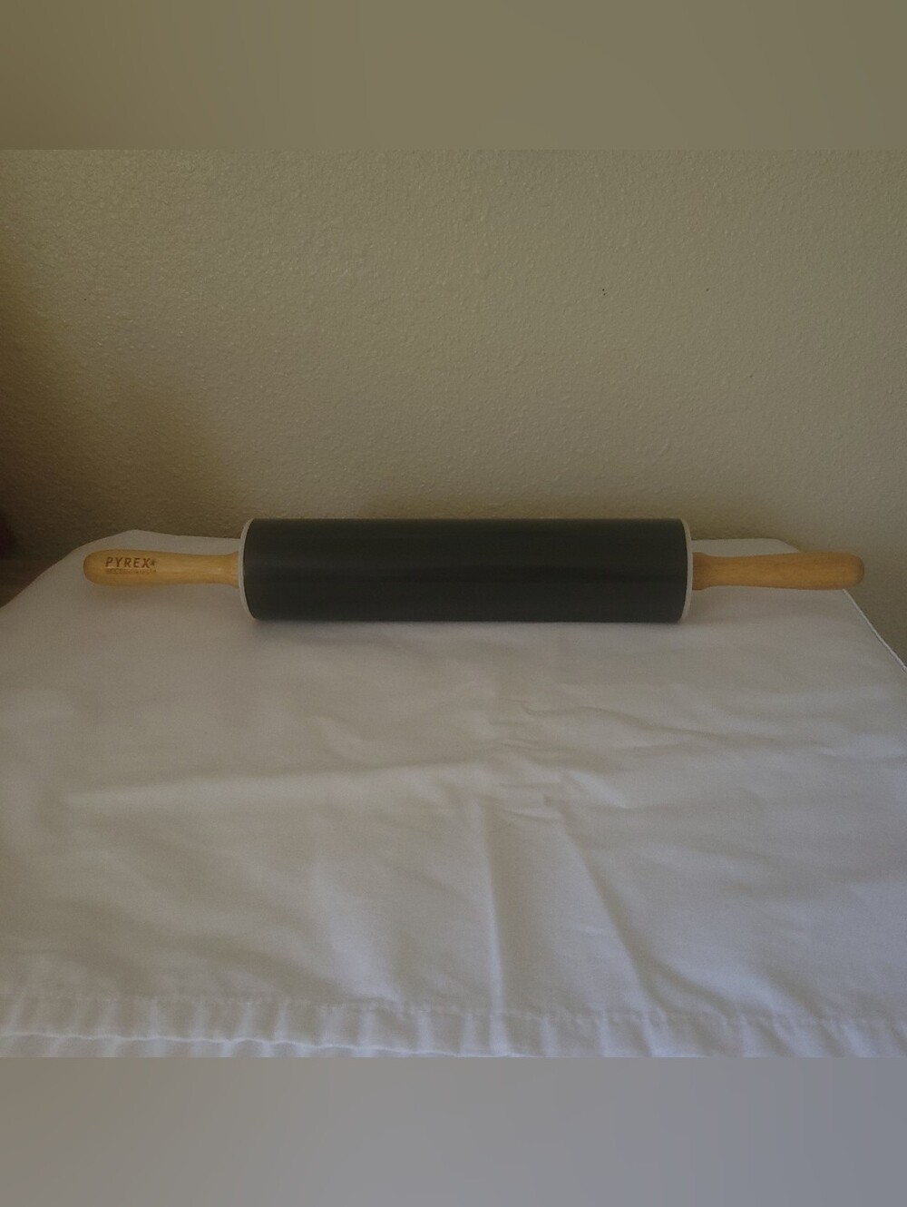 Vintage Pyrex Accessories Easy-Clean Non-Stick Rolling Pin - Black & Wood, 18"